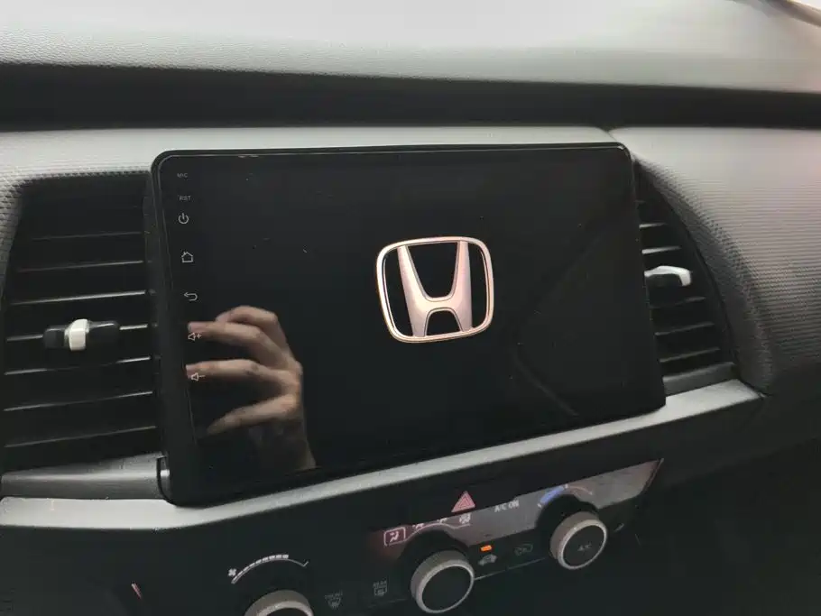 Honda Fit — миниатюра 13