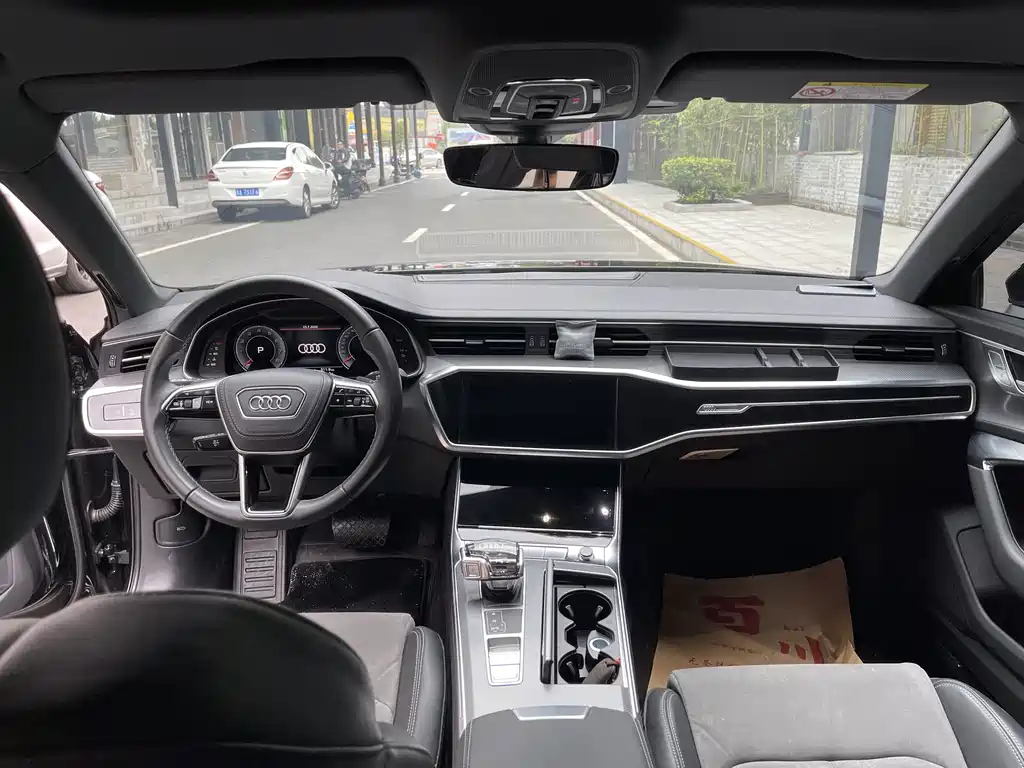 Audi A6L — миниатюра 2