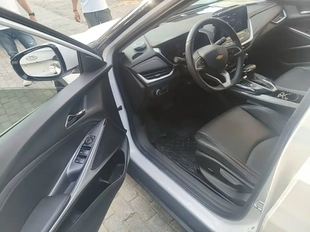 Chevrolet Menlo — миниатюра 16