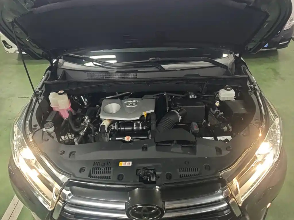 Toyota Highlander — миниатюра 20