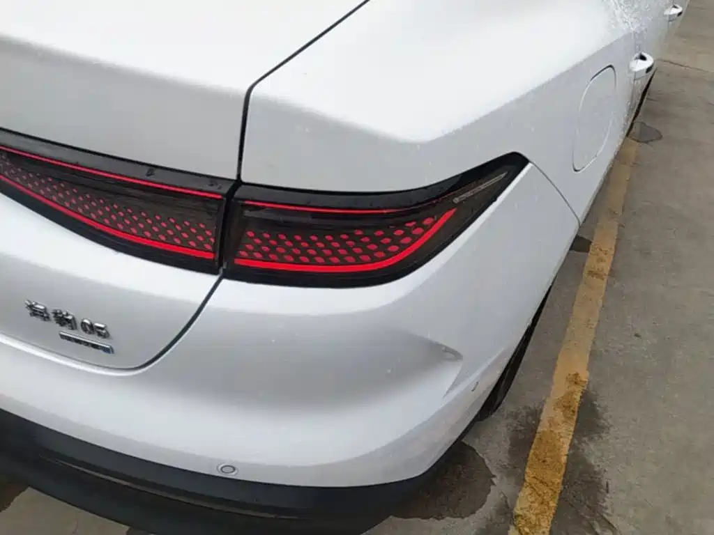 BYD Seal 05 DM-i — миниатюра 8
