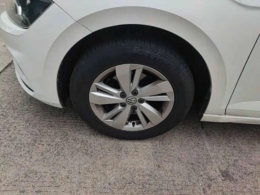 Volkswagen Polo — миниатюра 23