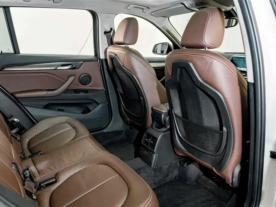 BMW X1 — миниатюра 21