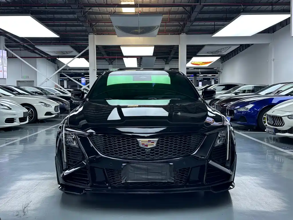 Cadillac CT5 — миниатюра 2