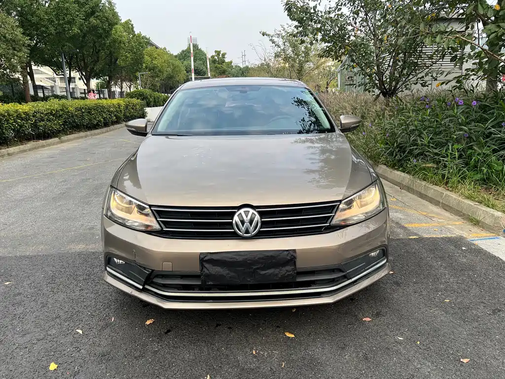 Volkswagen Sagitar — миниатюра 2