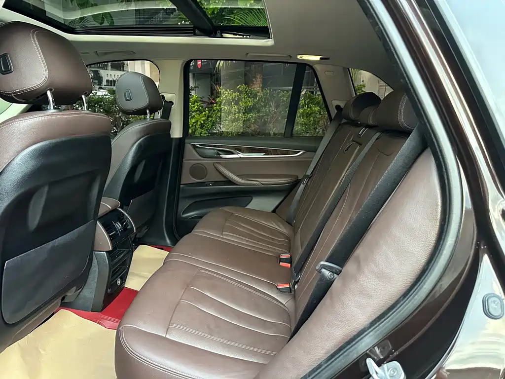 BMW X5 (Import) — миниатюра 26