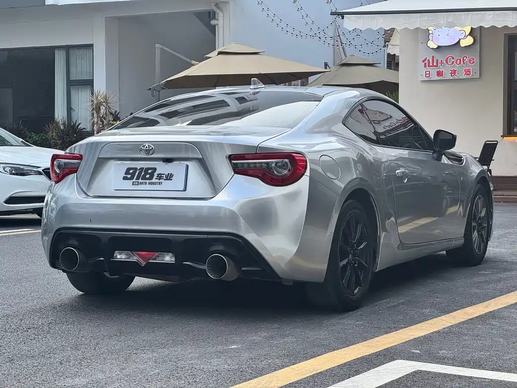 Toyota 86 — миниатюра 5
