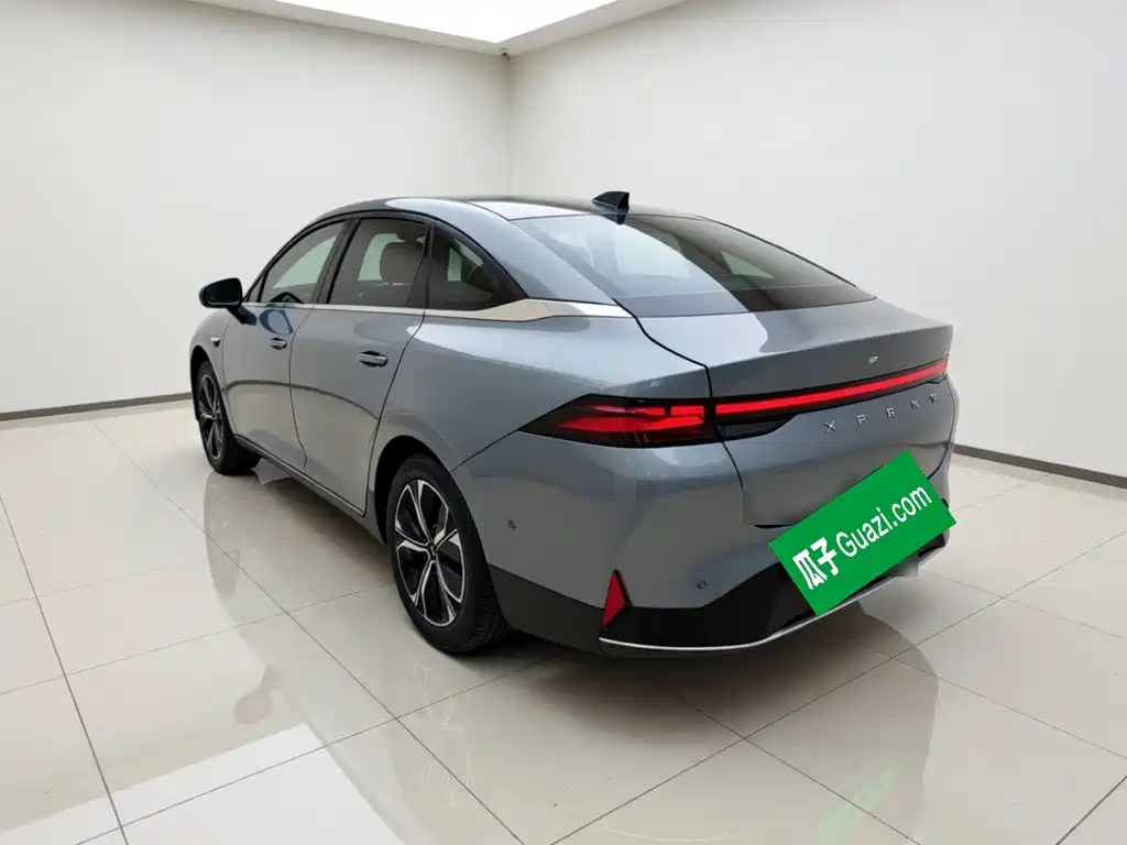 XPeng P5 — миниатюра 4