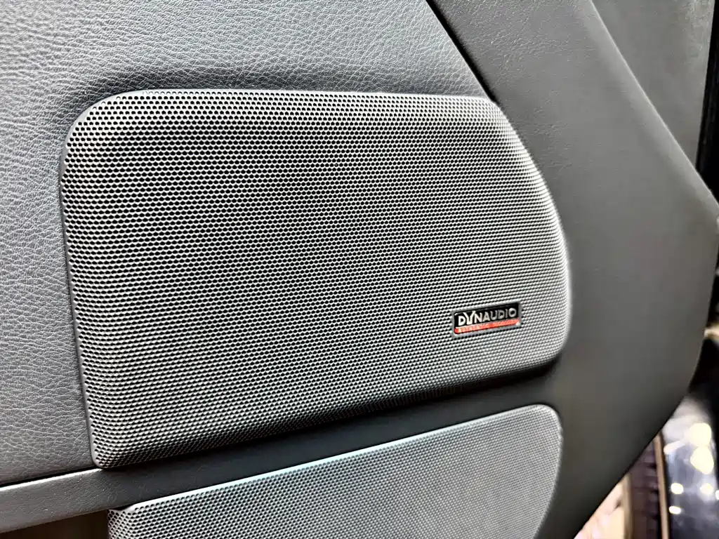 Volkswagen Multivan — миниатюра 9
