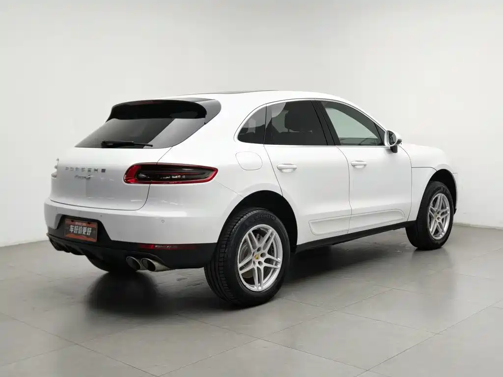 Porsche Macan — миниатюра 2