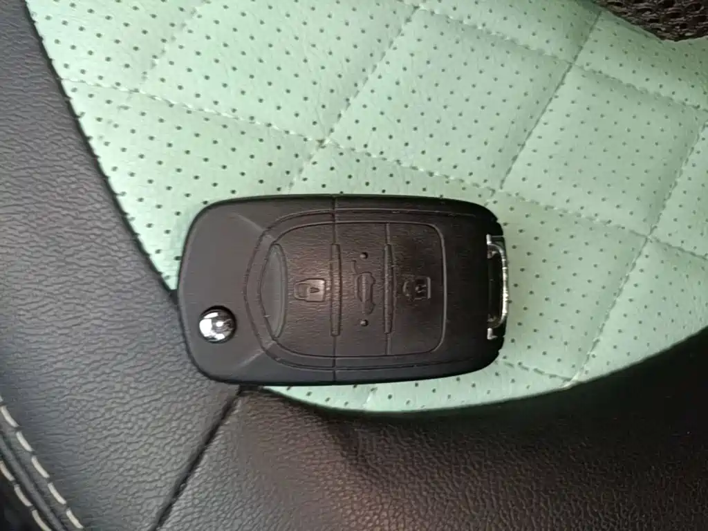 Wuling MINIEV — миниатюра 9