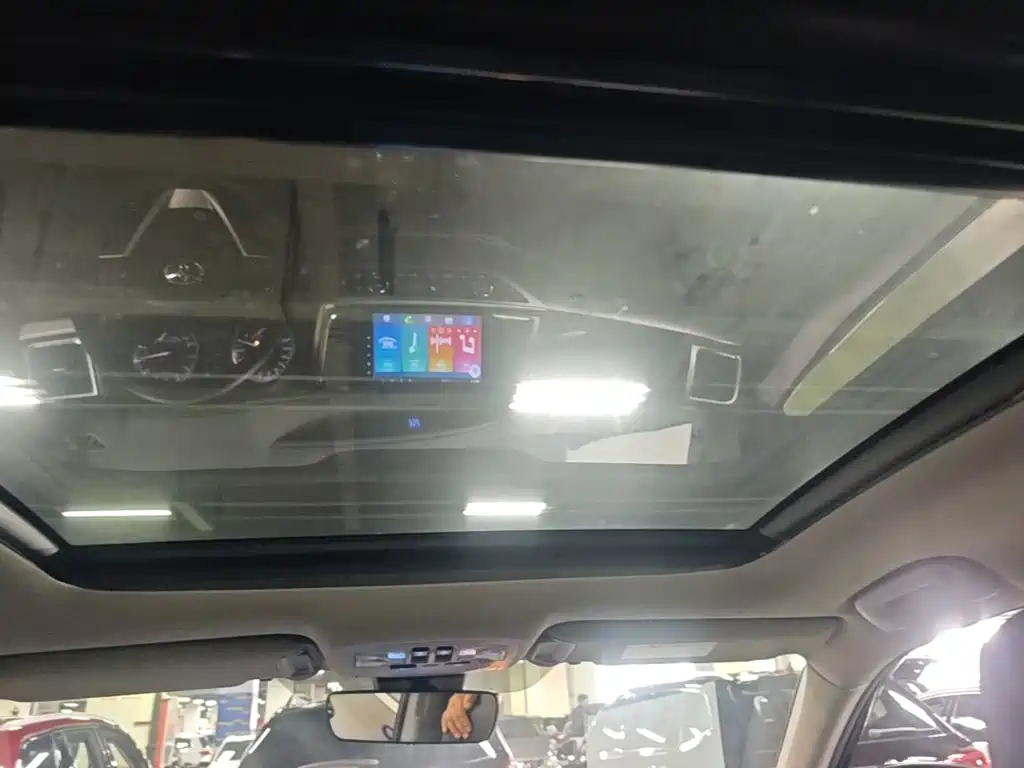Toyota Highlander — миниатюра 18