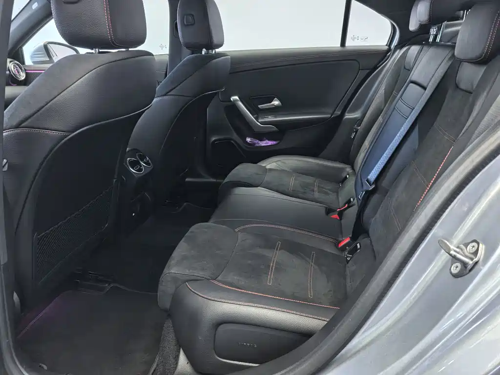Mercedes-Benz A-Class — миниатюра 15