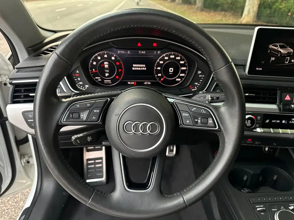 Audi A4L — миниатюра 8