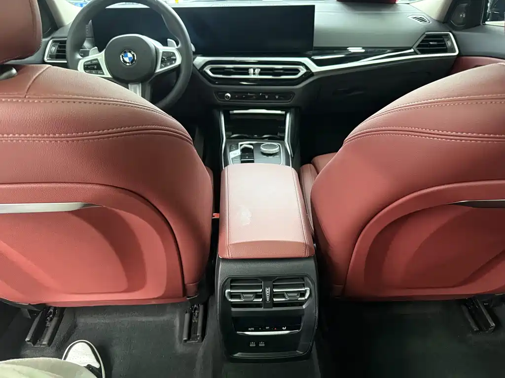 BMW 3 Series — миниатюра 13