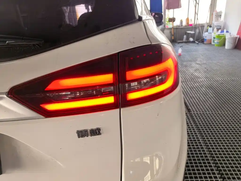 Geely Boyue — миниатюра 8
