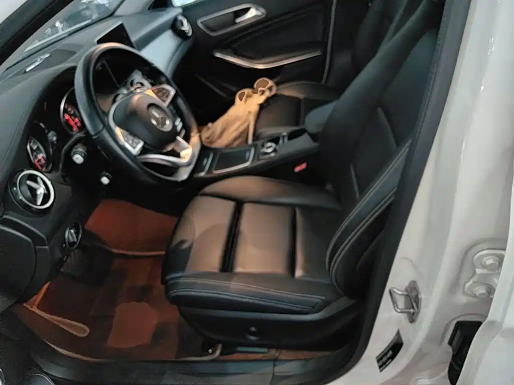 Mercedes-Benz GLA — миниатюра 15