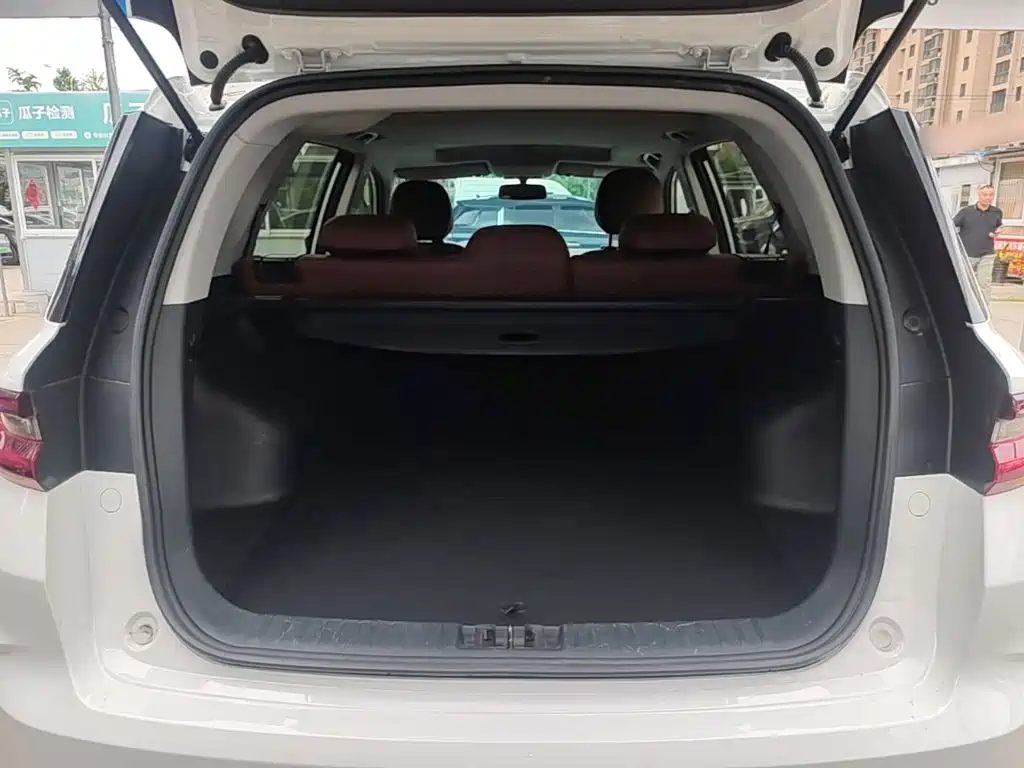 Geely Vision X6 — миниатюра 19
