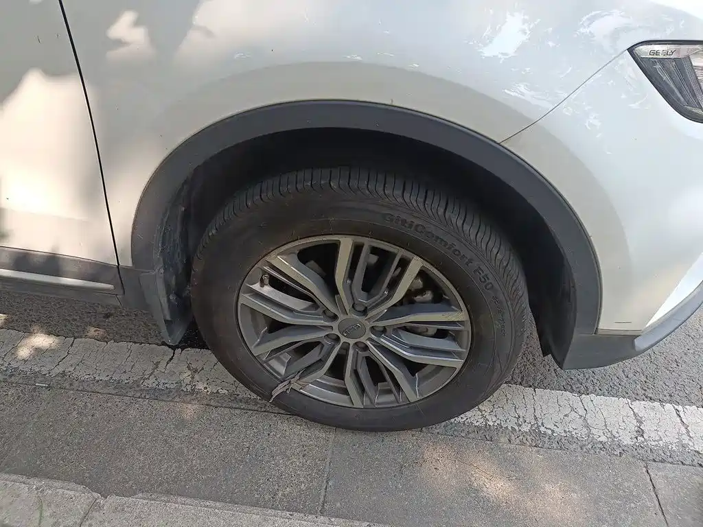 Geely Boyue — миниатюра 24