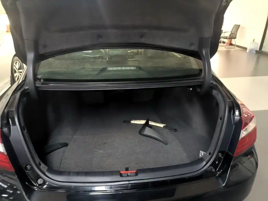 Honda Accord — миниатюра 19