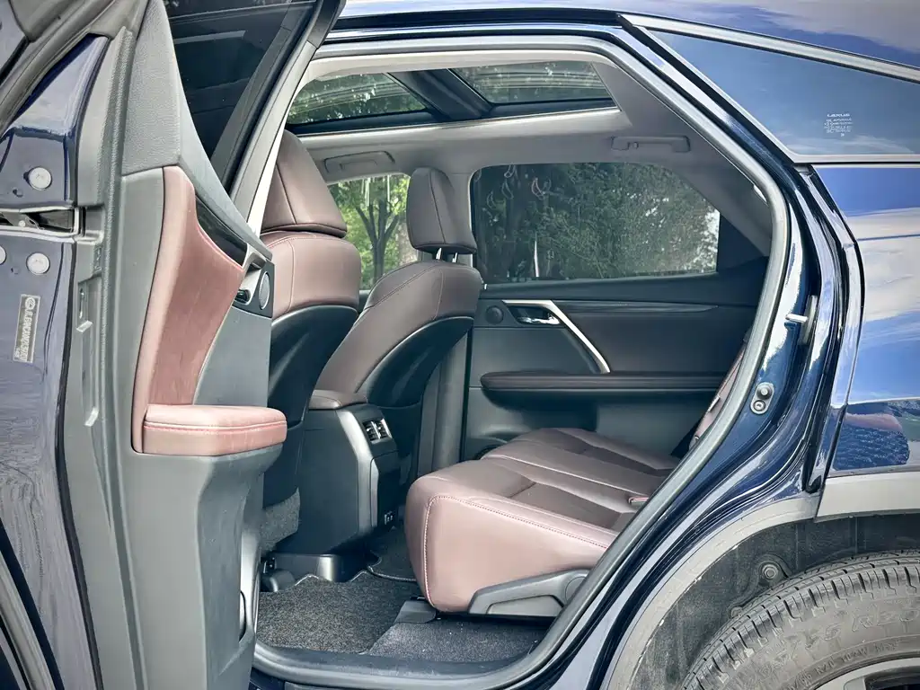 Lexus RX — миниатюра 9