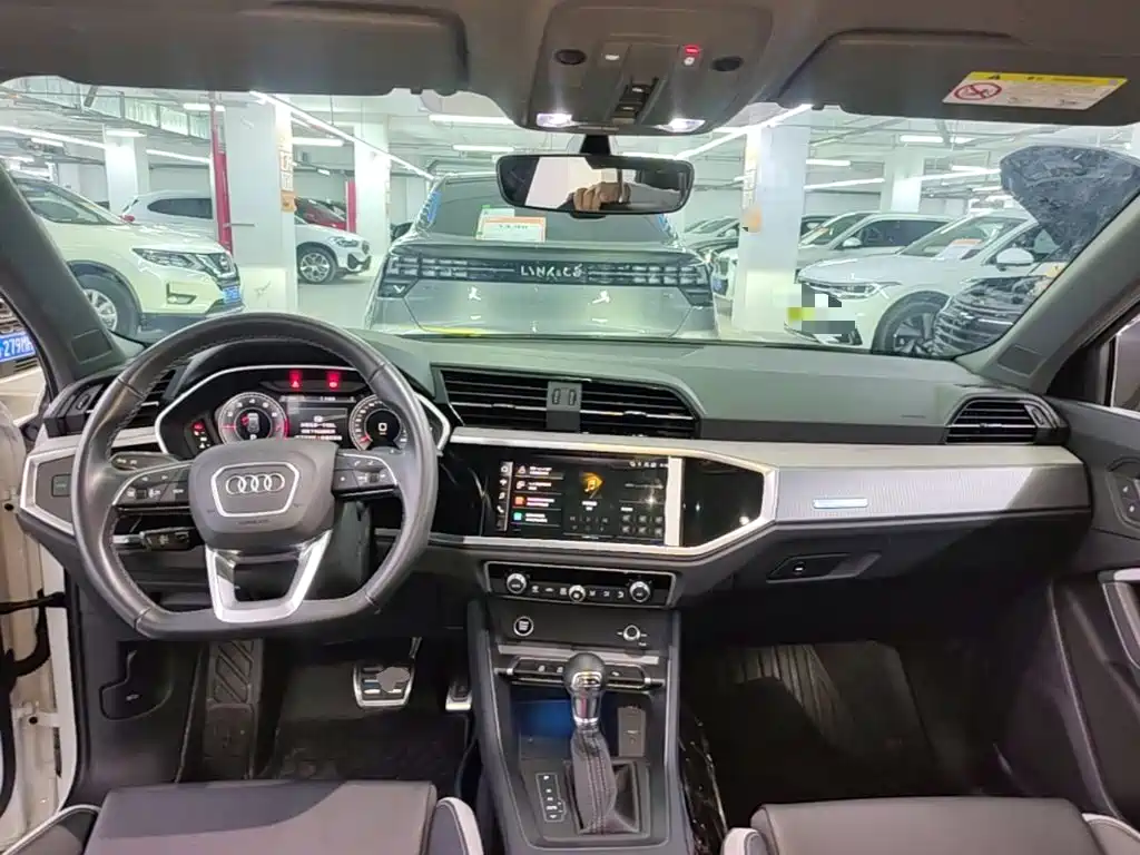 Audi Q3 — миниатюра 10