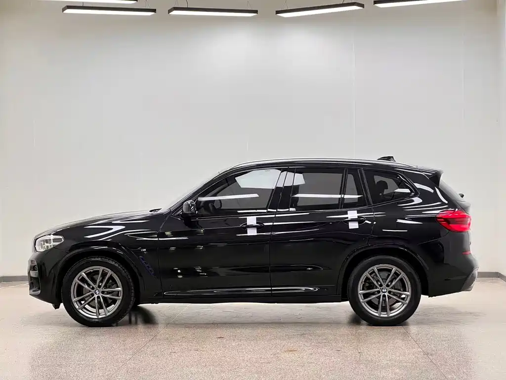 BMW X3 — миниатюра 13
