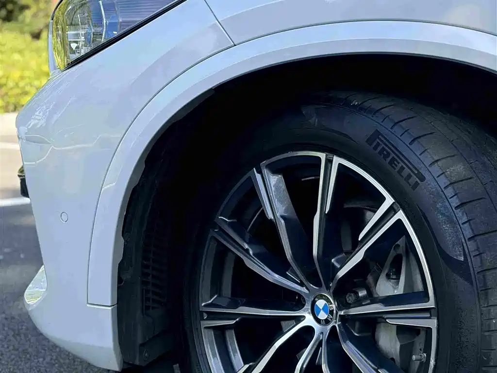 BMW X5 (Import) — миниатюра 3