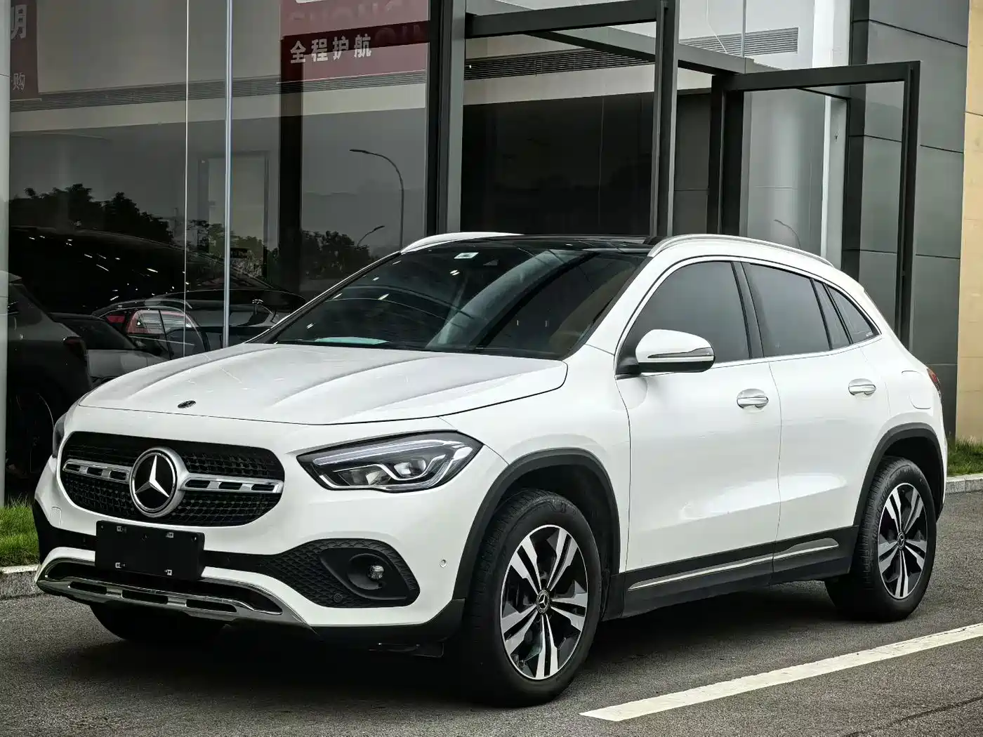 Mercedes-Benz GLA
