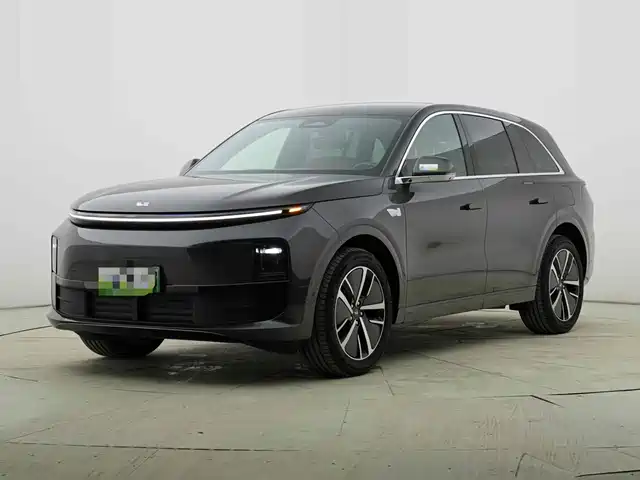 Li Auto L6