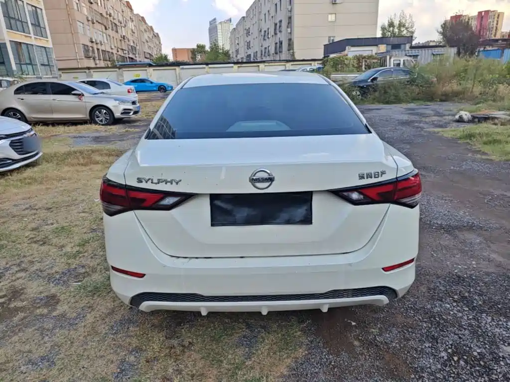 Nissan Sylphy — миниатюра 6