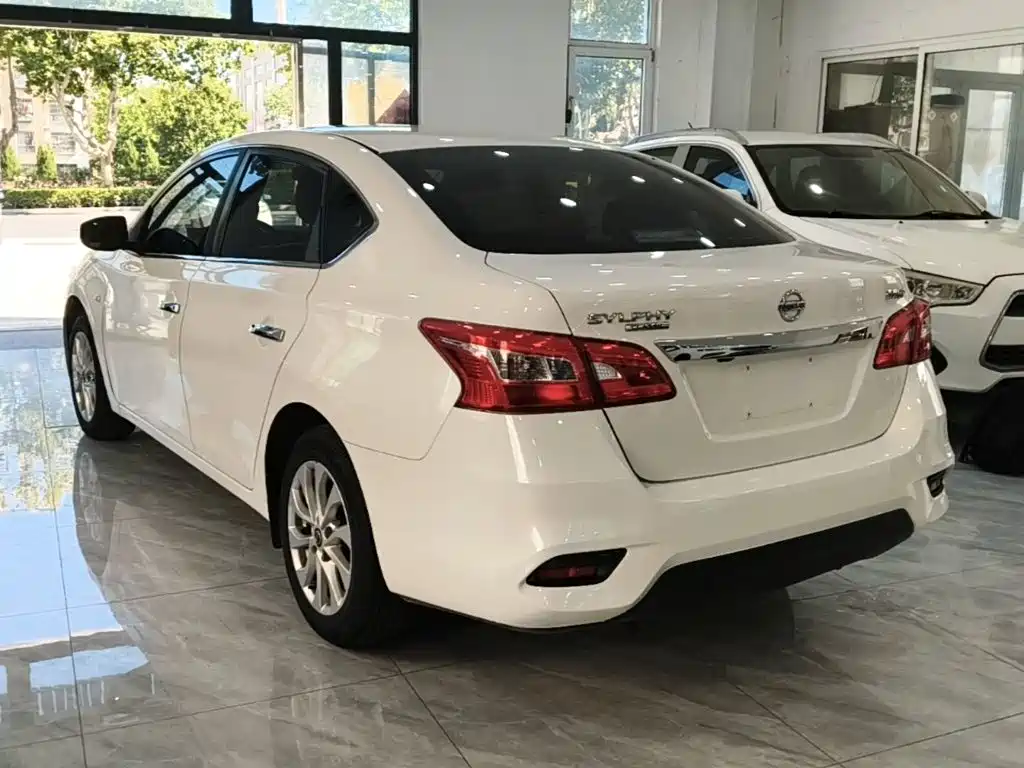 Nissan Sylphy — миниатюра 5