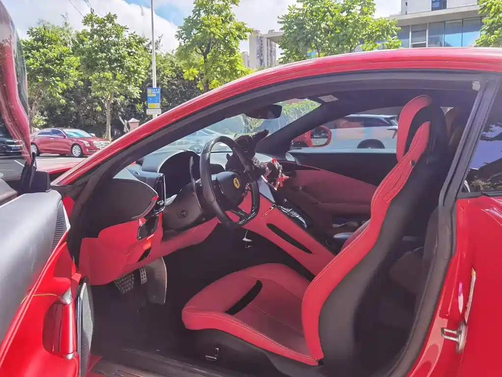 Ferrari Roma — миниатюра 6