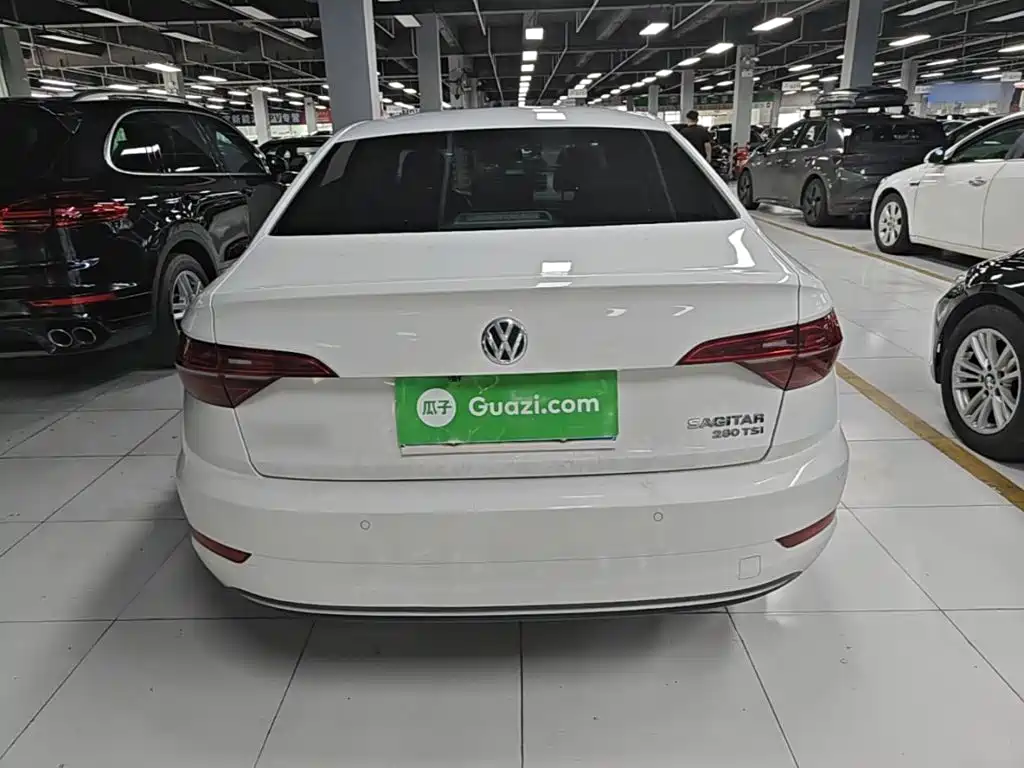 Volkswagen Sagitar — миниатюра 6