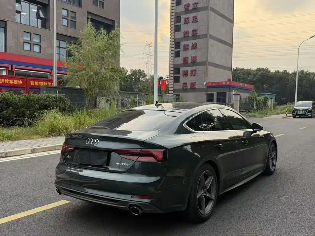 Audi A5 (Import) — миниатюра 4