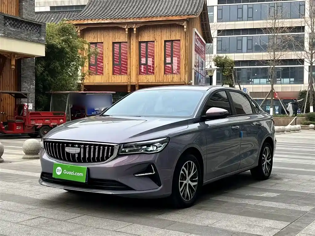 Geely Emgrand 2025
