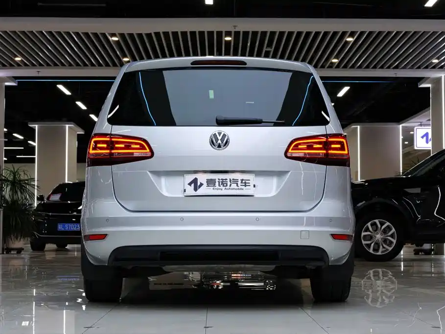 Volkswagen Sharan — миниатюра 6