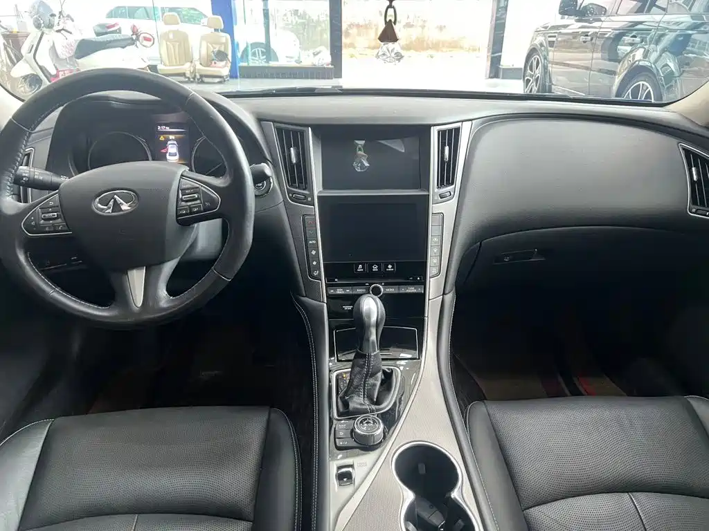 Infiniti Q50L — миниатюра 7
