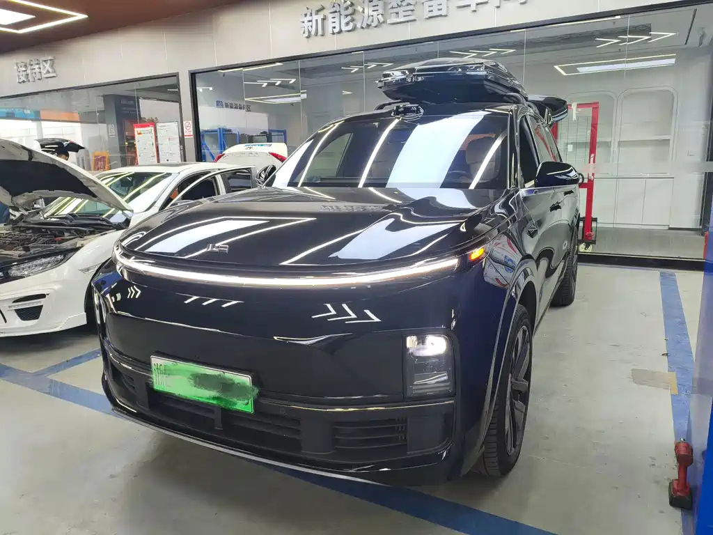 Li Auto Li L8