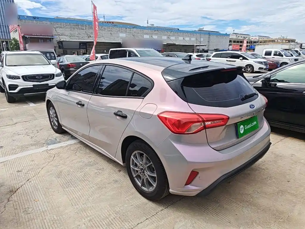 Ford Focus — миниатюра 5