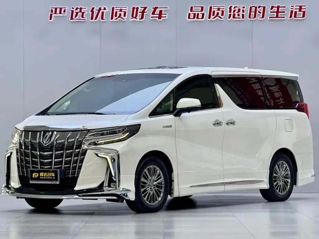 Toyota Alphard — миниатюра 9