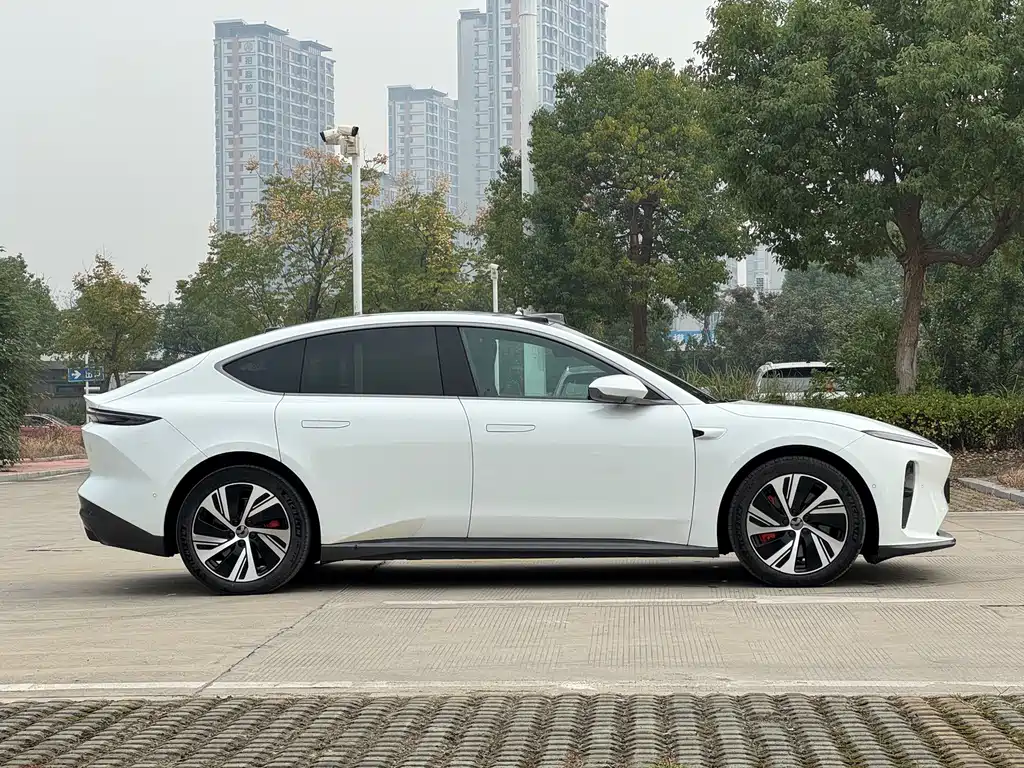 NIO ET5 — миниатюра 7