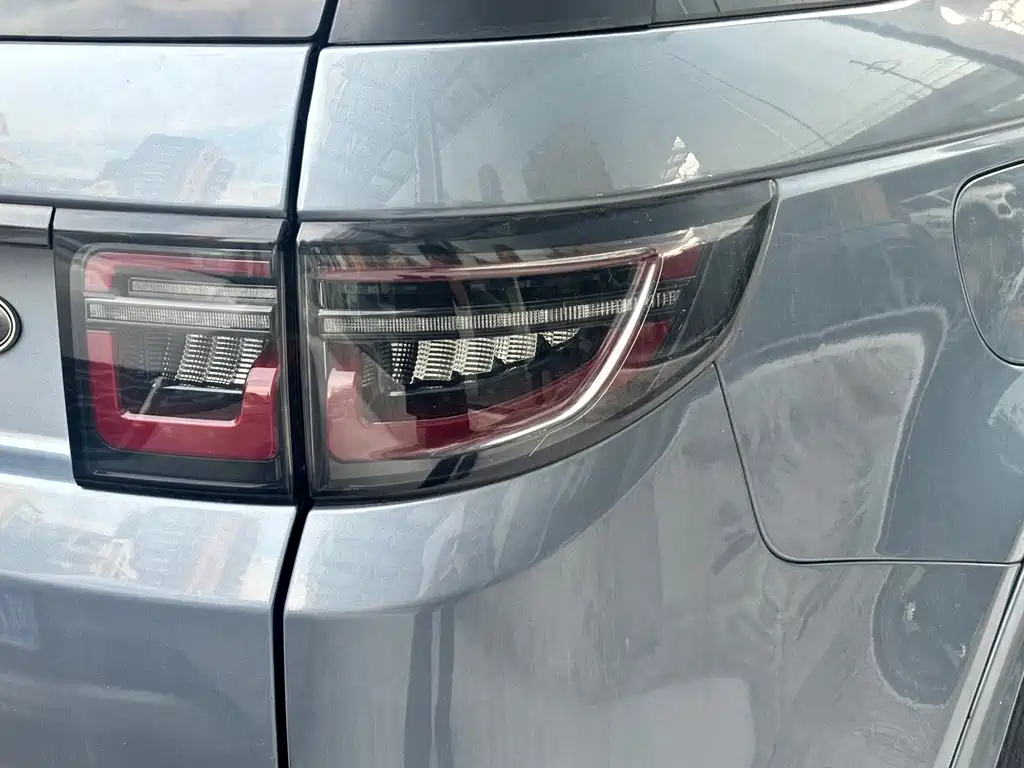 Land Rover Discovery Sport — миниатюра 17