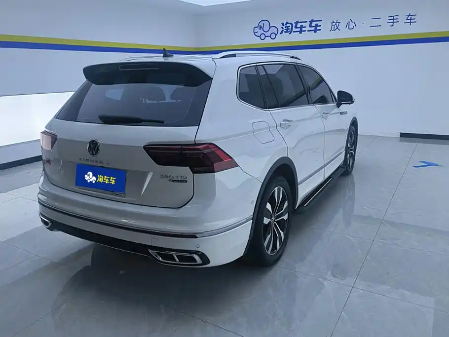 Volkswagen Tiguan L — миниатюра 3