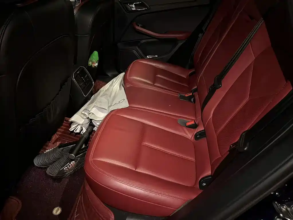 Porsche Macan — миниатюра 9
