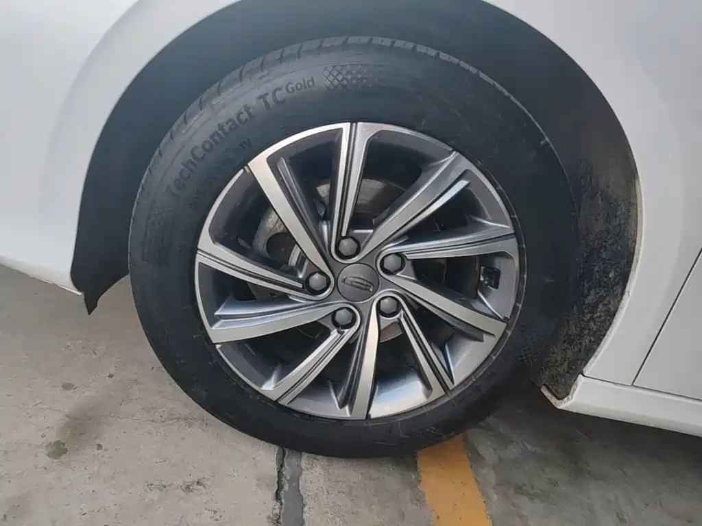 Geely Binrui — миниатюра 23