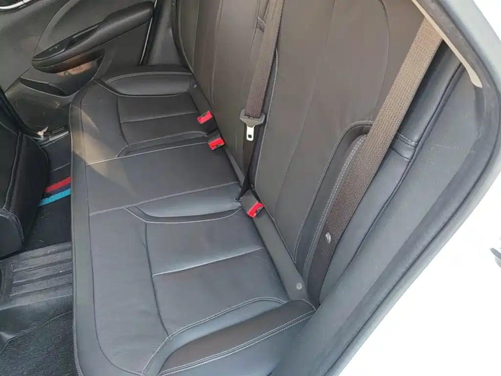 Buick Excelle — миниатюра 17