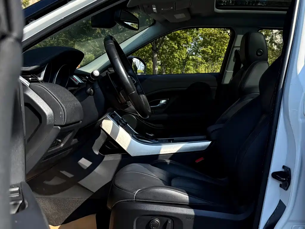 Land Rover Evoque — миниатюра 5