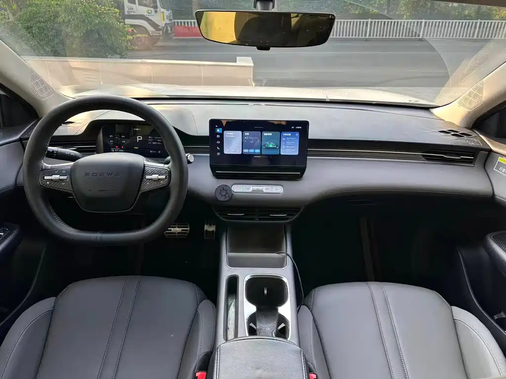 Roewe D6 — миниатюра 5