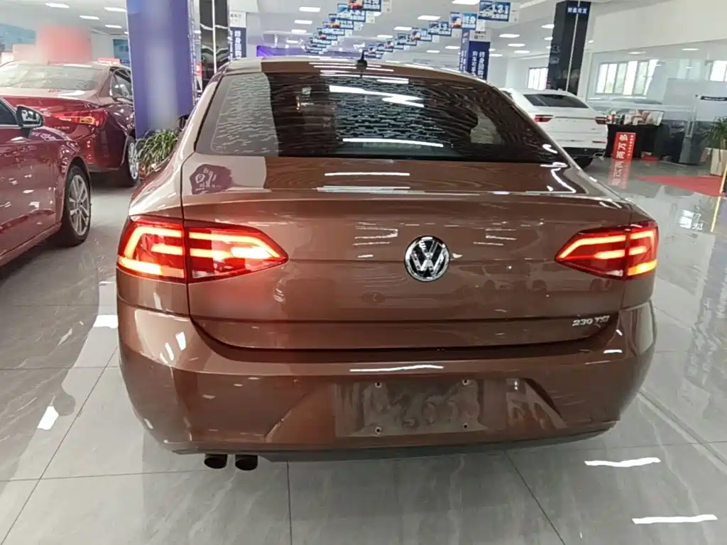 Volkswagen Lamando — миниатюра 6